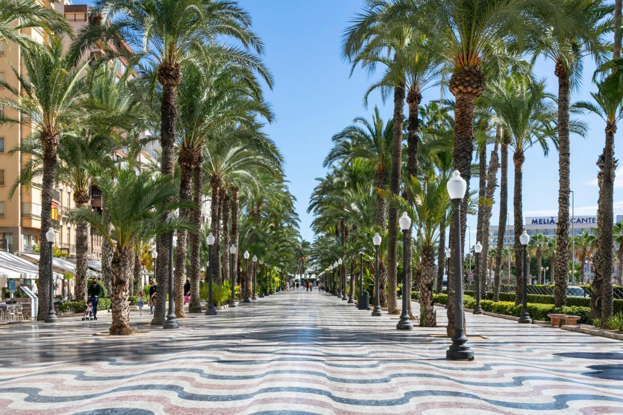 Beach Suite, City & Mountain View Alicante Exteriér fotografie