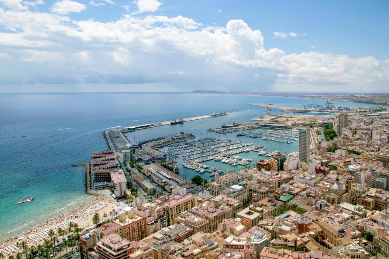 Beach Suite, City & Mountain View Alicante Exteriér fotografie